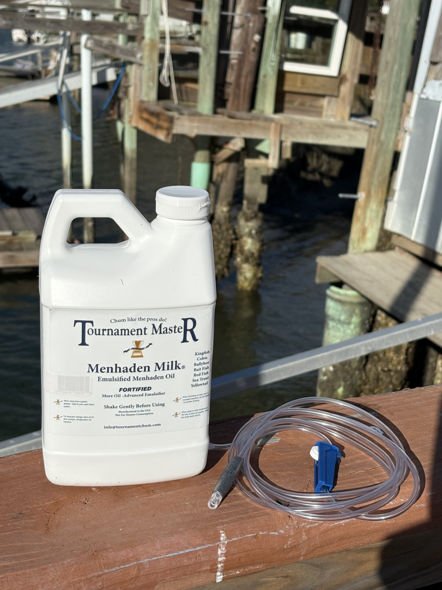 Tournament Master Chum® reuseable dripper and container